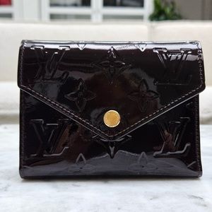 🌹SOLD🌹 Louis Vuitton Amarante Victorine Trifold Wallet Patent Leather